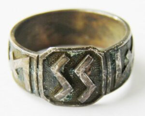 Waffen SS/ Anillo en Plata "835S" para un Miembro de las "Das Reich"